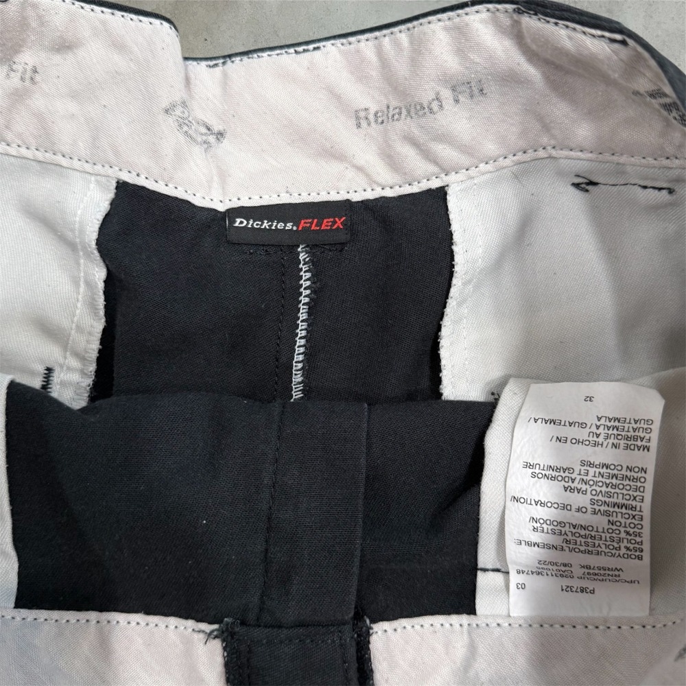 Dickies Flex Relaxed Fit Cargo Shorts Mens 32 Black WR557BK Workwear Vtg Style - Picture 6 of 9
